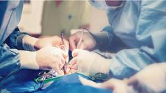 У россиянки удалили 50-сантиметровую злокачественную опухоль