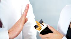 Роспотребнадзор: курение усугубляет течение COVID-19