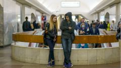 Собянин: надо продержаться еще несколько месяцев