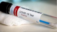 Япония призвала Китай не делать приезжающим анальные тесты на COVID-19