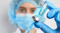 Участники испытаний вакцины Центра им. Чумакова рассказали о побочных явлениях