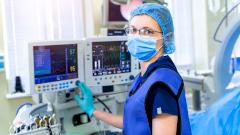 Эксперты телеканала «Доктор» обсудят плановую помощь больным в условиях продолжающейся эпидемии