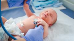 Коронавирус диагностировали у самого молодого пациента – новорожденного