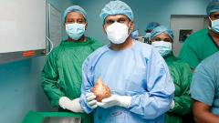 самый большой камень в почках удалили у жителя Шри-Ланки