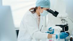 Российские ученые с помощью ИИ разработали альтернативу антибиотикам