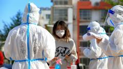 Неизвестный вирус-мутант появился в Китае: ежедневно заражаются по 7000 человек