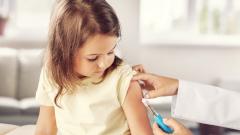 В Центре им. Гамалеи анонсировали регистрацию детской вакцины от COVID-19