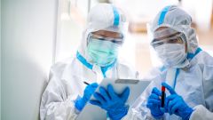 Американская компания Moderna перешла к третьей фазе испытаний своей вакцины от коронавируса