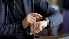 Российские ученые создают умный браслет для диабетиков