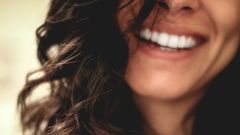 Какая еда улучшает зубную эмаль?