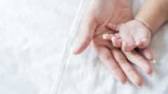 Ребёнка, с рождения жившего в московской больнице, забрали домой