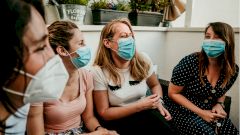 Инженеры создали онлайн-сервис для расчета рисков заразиться COVID-19