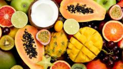 Гастроэнтеролог назвал семь фруктов и ягод, улучшающих здоровье кишечника