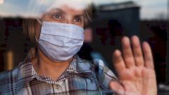 Эксперт рассказала о последствиях самоизоляции для пожилых людей