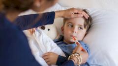 Эпидемиолог: дети чаще заражаются «Омикроном»