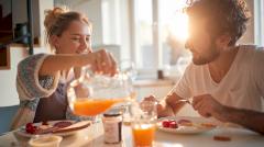 Для похудения мужчинам и женщинам нужно есть разные продукты на завтрак