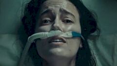 Жуткая социальная реклама о COVID-19 появилась в Австралии