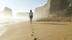 Ученые рассказали, сколько шагов в день ведут к долголетию