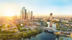 Собянин предложил организовать выход москвичей на прогулки по графику