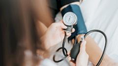 Как правильно пользоваться механическим тонометром?