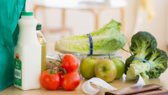 Американские эксперты разрешили не дезинфицировать упаковку продуктов