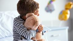 На Алтае хирурги вылечили ребенка с редкой аномалией кишечника