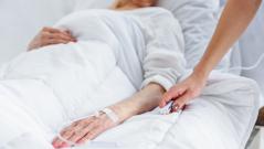 Воронежские врачи спасли 104-летнюю женщину с переломом бедренной кости