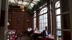 Собянин отменил QR-коды и другие антиковидные ограничения