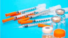 Глава Минпромторга сказал, когда производство «Спутник V» выйдет на полную мощность