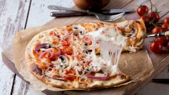 Любимая пицца. Калорийность, польза и вред