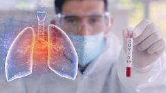 В Москве покинул больницу первый выздоровевший после коронавируса