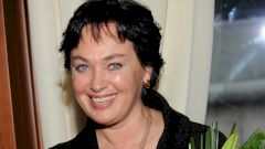 Ларису Гузееву решили лечить от COVID-19 переливанием плазмы крови переболевшего