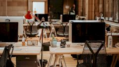 Отложите чтение и поднимитесь