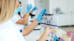 Доктор из ЮАР рассказала о необычных симптомах, вызываемых «Омикроном»